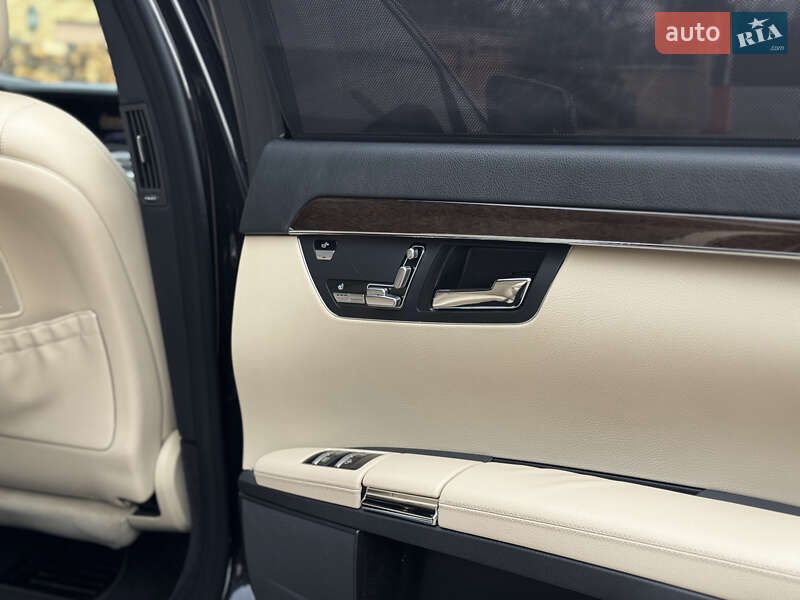 Седан Mercedes-Benz S-Class 2011 в Мукачево
