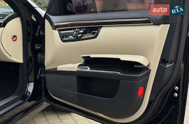 Седан Mercedes-Benz S-Class 2011 в 