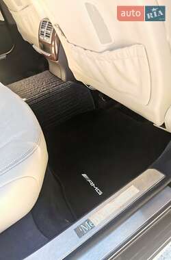 Седан Mercedes-Benz S-Class 2012 в 