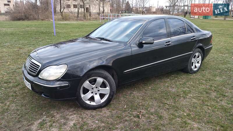 Mercedes-Benz S-Class 1999