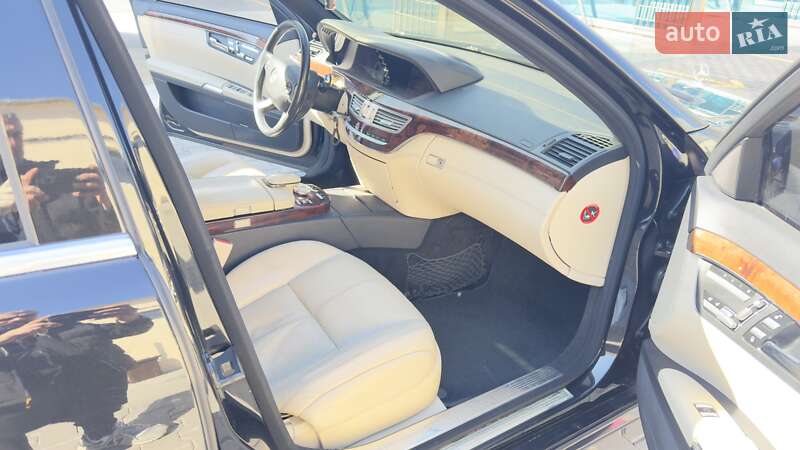 Седан Mercedes-Benz S-Class 2006 в Одессе