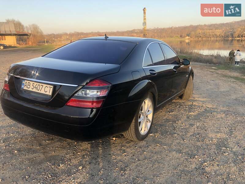 Седан Mercedes-Benz S-Class 2008 в Виннице