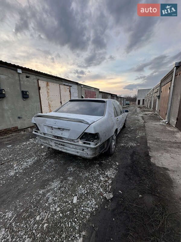 Седан Mercedes-Benz S-Class 1995 в 