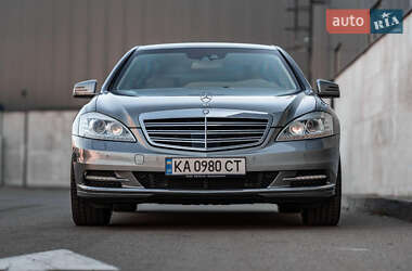 Седан Mercedes-Benz S-Class 2010 в 