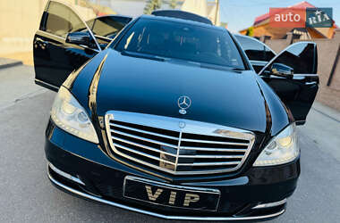 Седан Mercedes-Benz S-Class 2011 в 