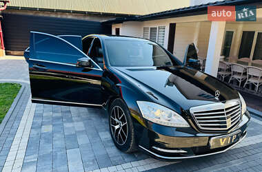 Седан Mercedes-Benz S-Class 2011 в 