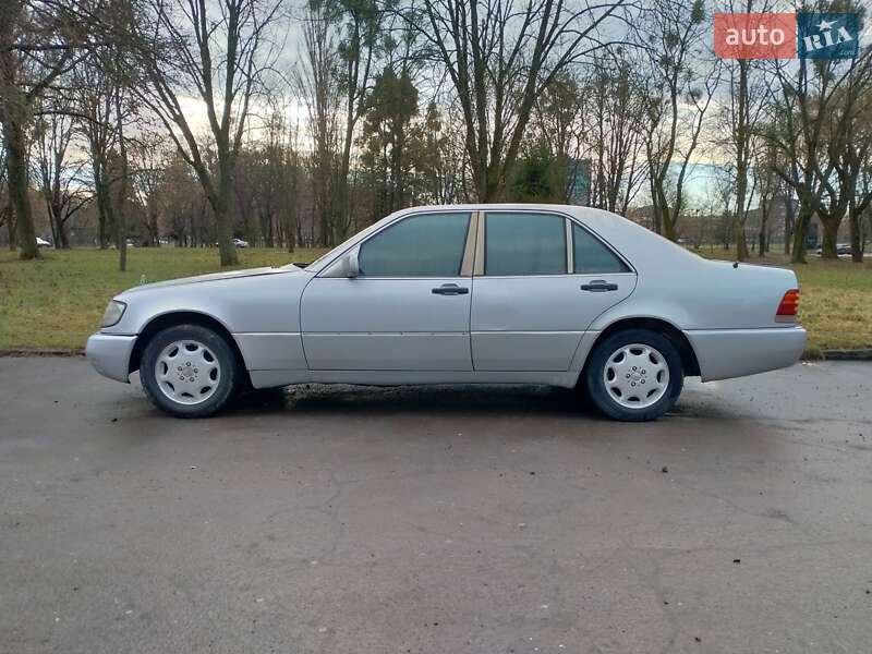 Седан Mercedes-Benz S-Class 1992 в Рівному