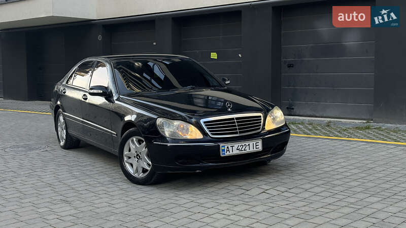 Седан Mercedes-Benz S-Class 2005 в 