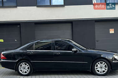Седан Mercedes-Benz S-Class 2005 в 
