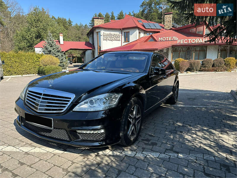 Седан Mercedes-Benz S-Class 2009 в Львове