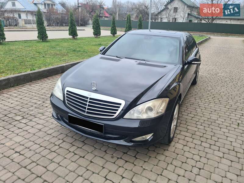 Mercedes-Benz S-Class 2006 Mercedes-Benz S-Class 2006