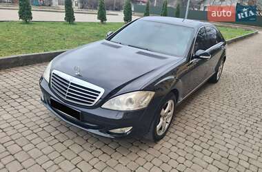 Седан Mercedes-Benz S-Class 2006 в 