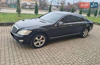 Седан Mercedes-Benz S-Class 2006 в 