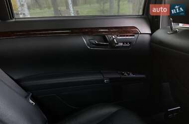 Седан Mercedes-Benz S-Class 2010 в 