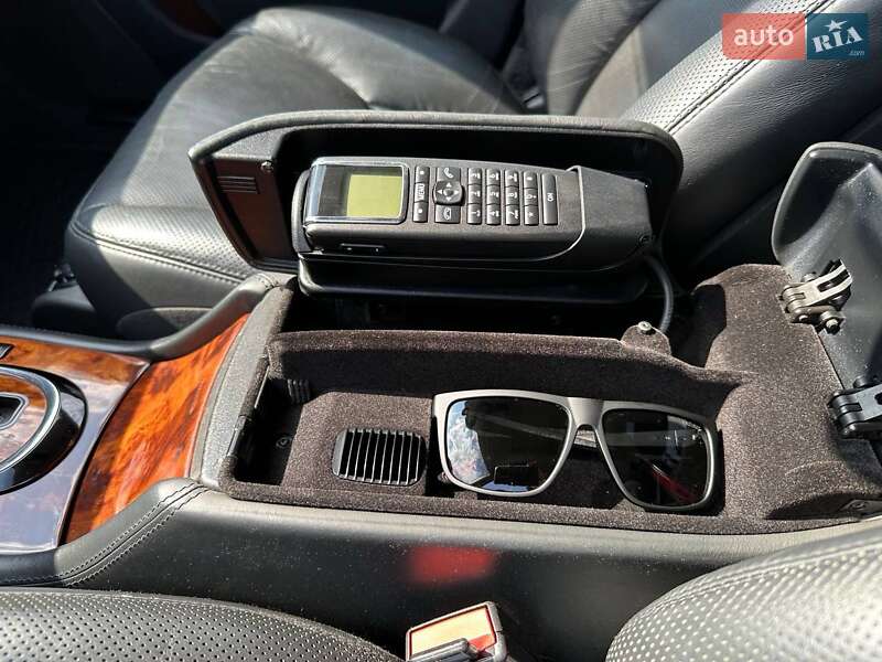 Седан Mercedes-Benz S-Class 2004 в Рени