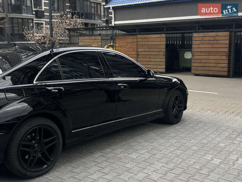 Седан Mercedes-Benz S-Class 2006 в Киеве