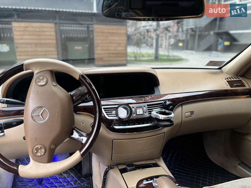 Седан Mercedes-Benz S-Class 2006 в Киеве