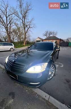 Седан Mercedes-Benz S-Class 2006 в 