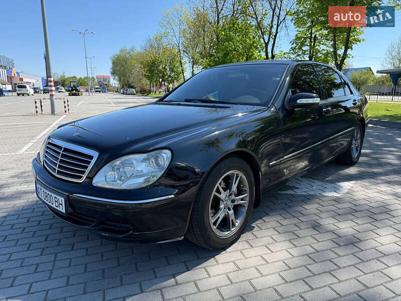 Седан Mercedes-Benz S-Class 2005 в 