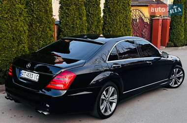 Седан Mercedes-Benz S-Class 2006 в 