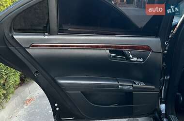 Седан Mercedes-Benz S-Class 2006 в 