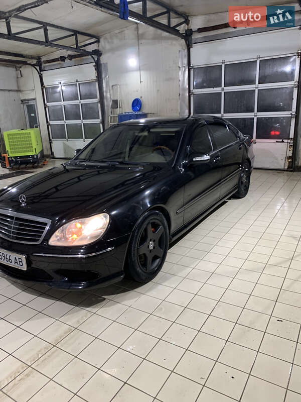 Седан Mercedes-Benz S-Class 2002 в Николаеве