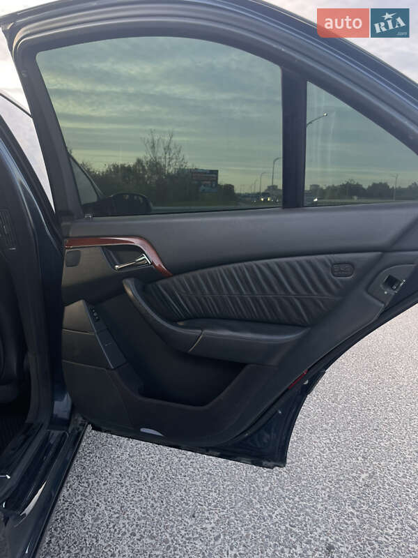Седан Mercedes-Benz S-Class 2003 в Львове