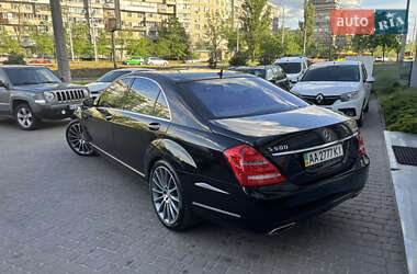 Седан Mercedes-Benz S-Class 2011 в 