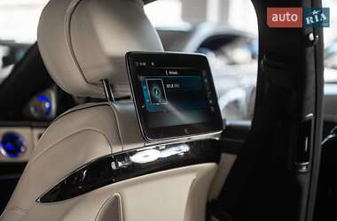 Седан Mercedes-Benz S-Class 2019 в 