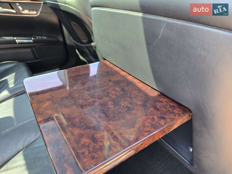 Седан Mercedes-Benz S-Class 2006 в Одесі