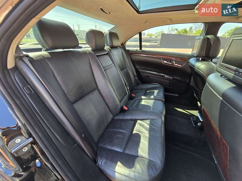 Седан Mercedes-Benz S-Class 2006 в Одесі