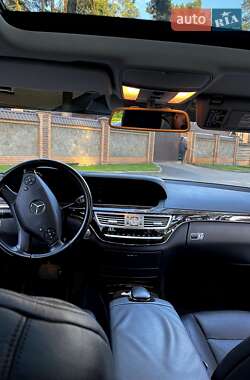 Седан Mercedes-Benz S-Class 2013 в 
