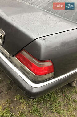 Седан Mercedes-Benz S-Class 1995 в 