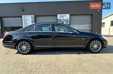 Седан Mercedes-Benz S-Class 2011 в 
