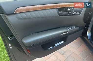 Седан Mercedes-Benz S-Class 2008 в 