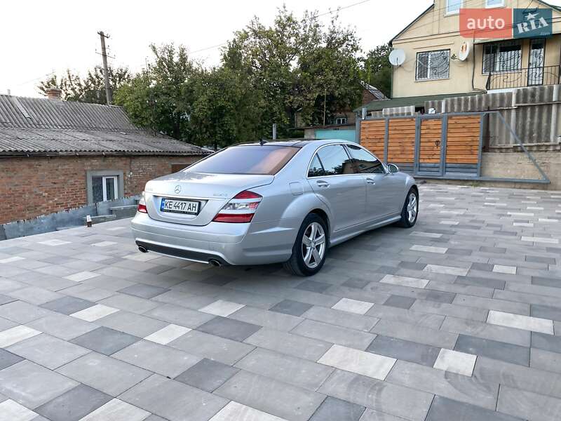 Седан Mercedes-Benz S-Class 2008 в Днепре