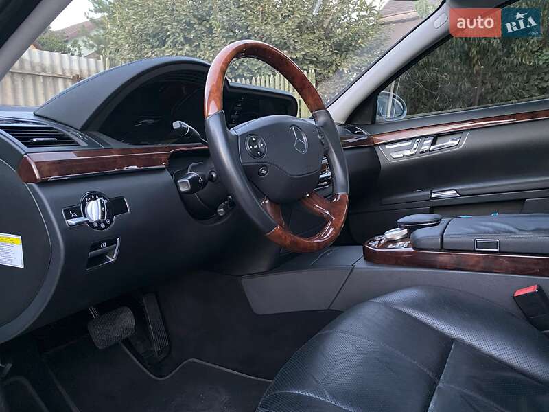 Седан Mercedes-Benz S-Class 2008 в Днепре