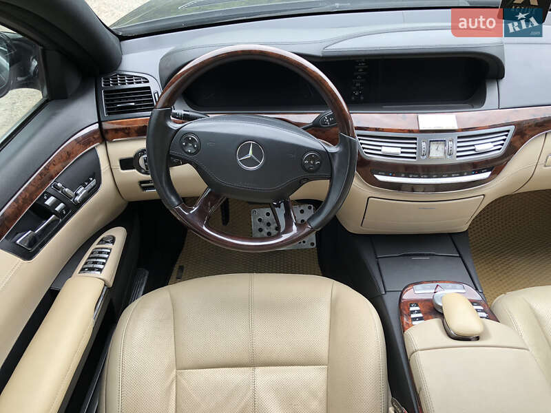 Седан Mercedes-Benz S-Class 2006 в Шепетовке
