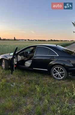 Седан Mercedes-Benz S-Class 2006 в 