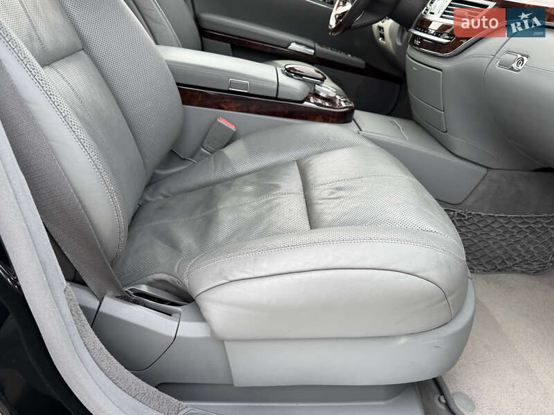 Седан Mercedes-Benz S-Class 2007 в Стрию