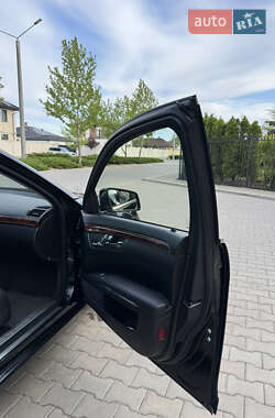 Седан Mercedes-Benz S-Class 2012 в 