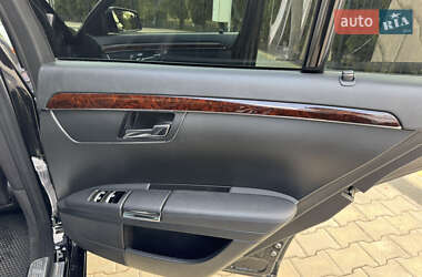 Седан Mercedes-Benz S-Class 2012 в 