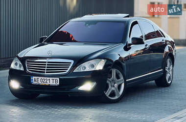Седан Mercedes-Benz S-Class 2007 в Полтаві