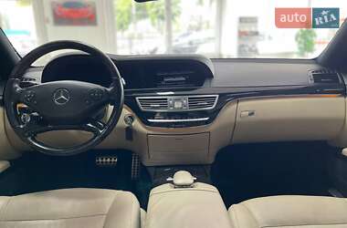 Седан Mercedes-Benz S-Class 2013 в 