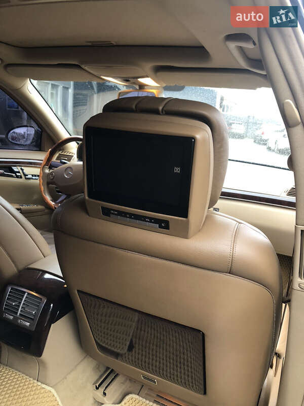 Седан Mercedes-Benz S-Class 2006 в Луцьку