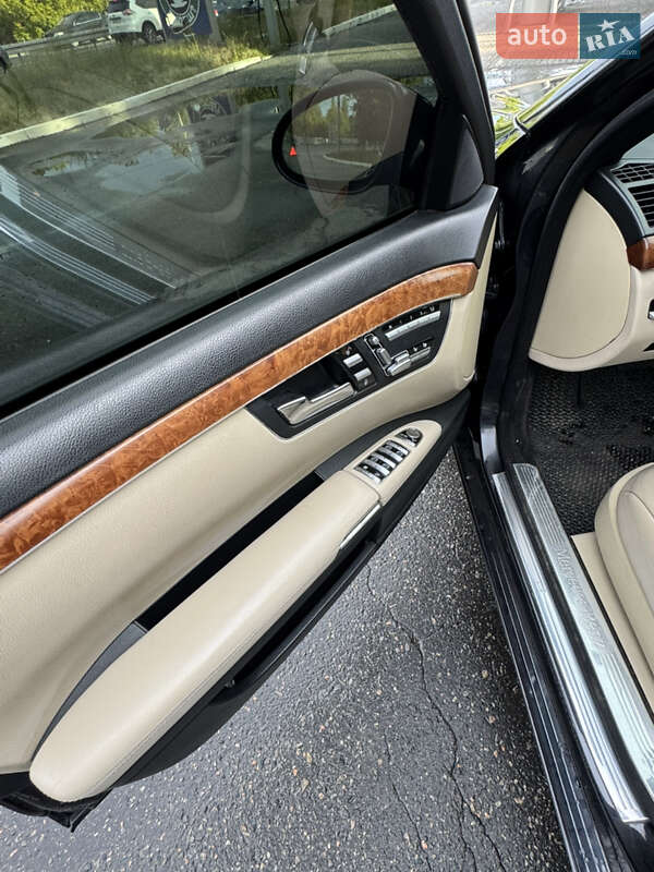 Седан Mercedes-Benz S-Class 2008 в Днепре