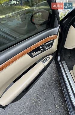 Седан Mercedes-Benz S-Class 2008 в 