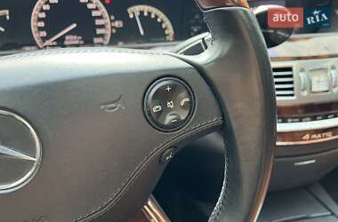 Седан Mercedes-Benz S-Class 2007 в 