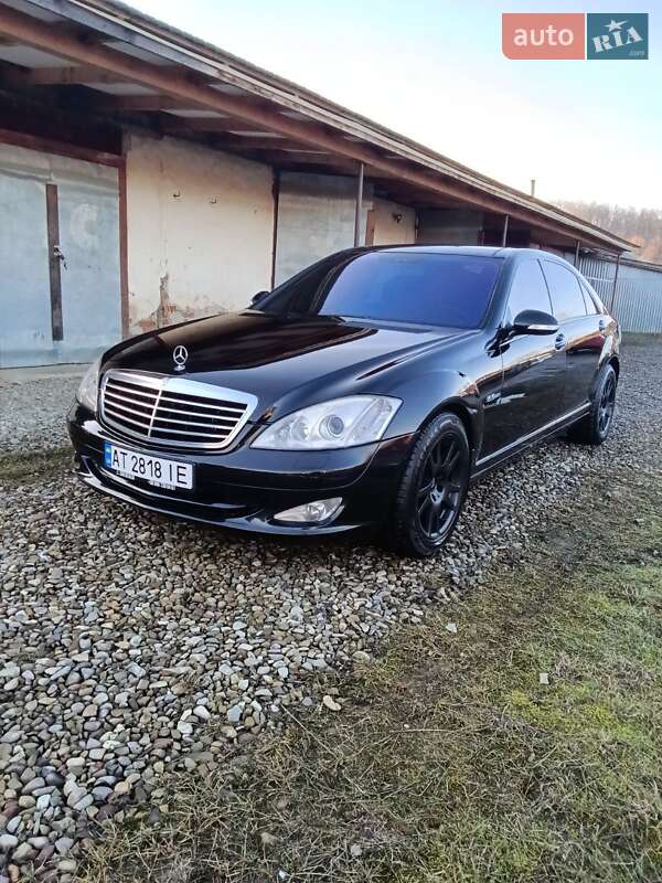 Mercedes-Benz S-Class 2007