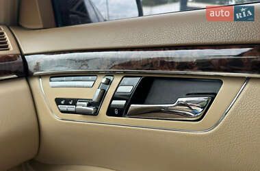 Седан Mercedes-Benz S-Class 2013 в 